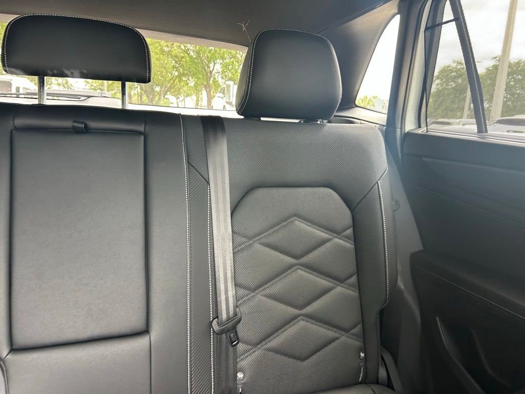 New 2026 White/off-white Volkswagen 2.0T SE w/Technology image 14