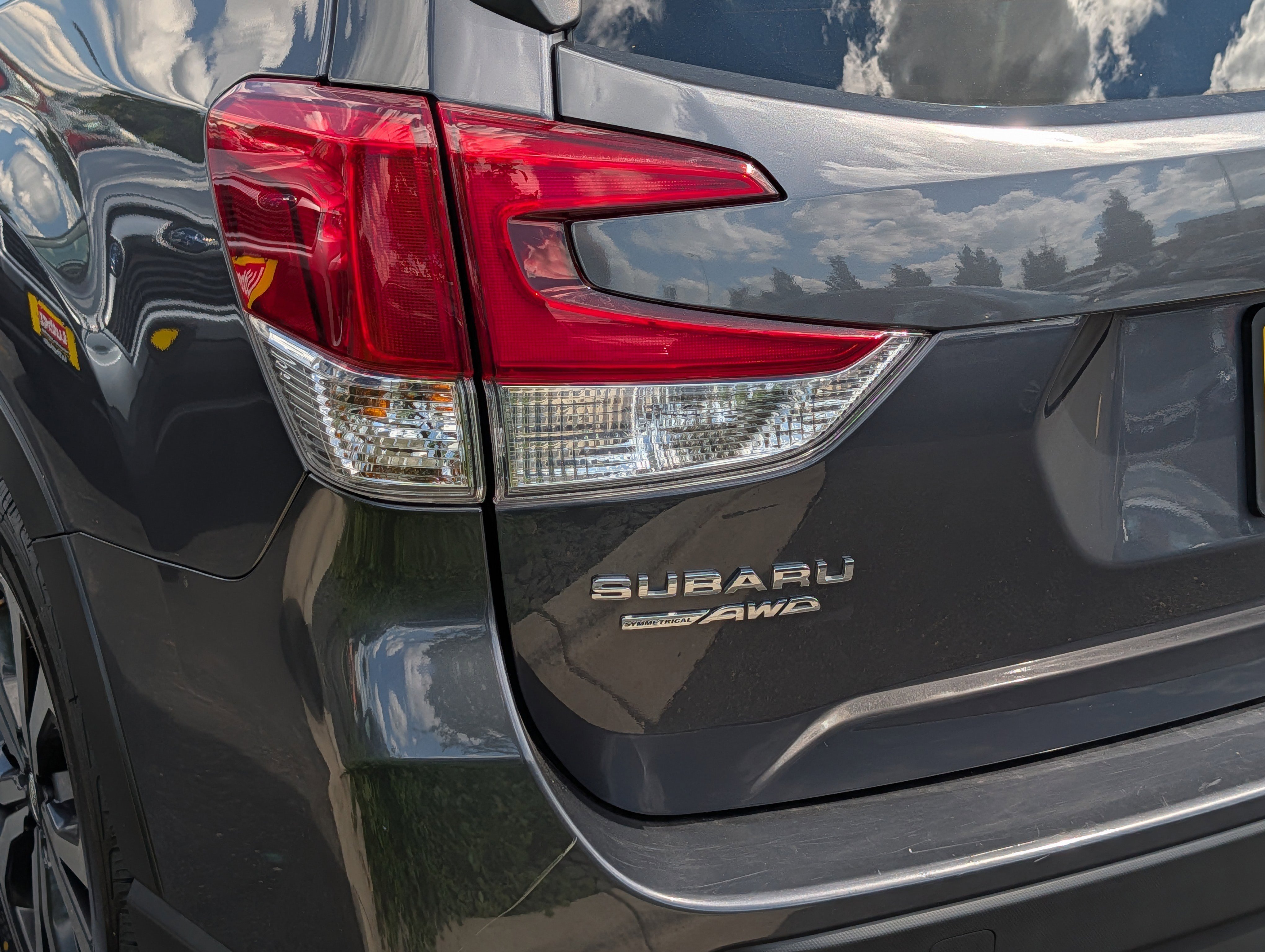 Used 2024 Magnetite Gray Metallic Subaru Limited image 17