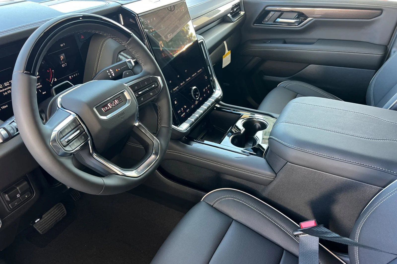 2026 GMC Yukon XL Elevation - Photo 8