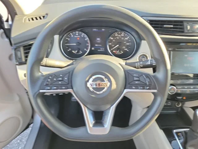 2020 Nissan Rogue Sport SV - Photo 24