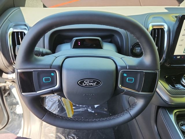 New 2026 Glacier Gray Metallic Tri-Coat Ford Platinum® image 17