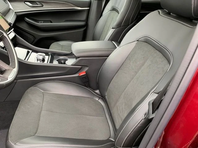 New 2026 Velvet Red Pearlcoat Jeep Altitude image 12