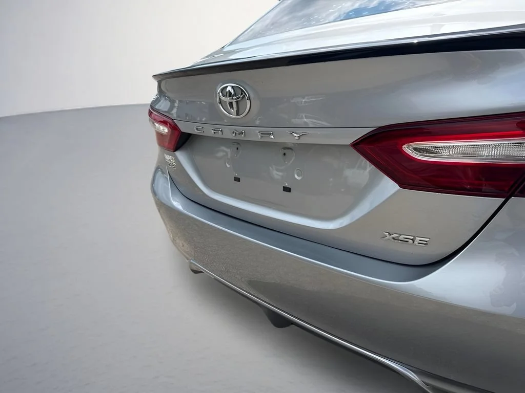 Used 2019  Toyota XSE image 32