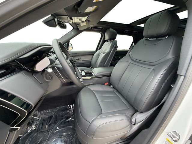 Certified Used 2026 White Land Rover Dynamic SE image 10