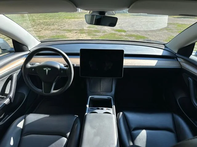 Used 2023 Midnight Silver Metallic Tesla Base image 24