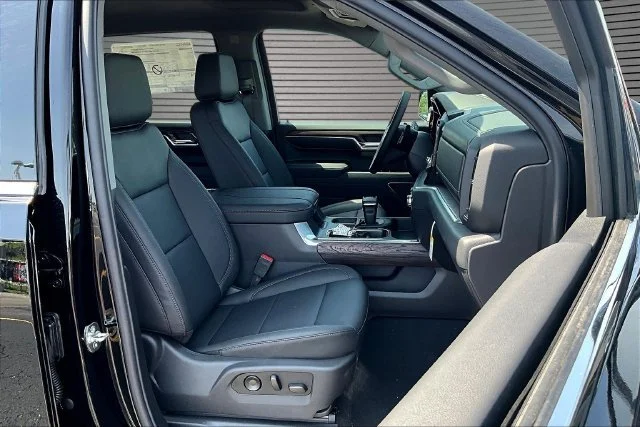 New 2026 Onyx Black GMC SLT image 11