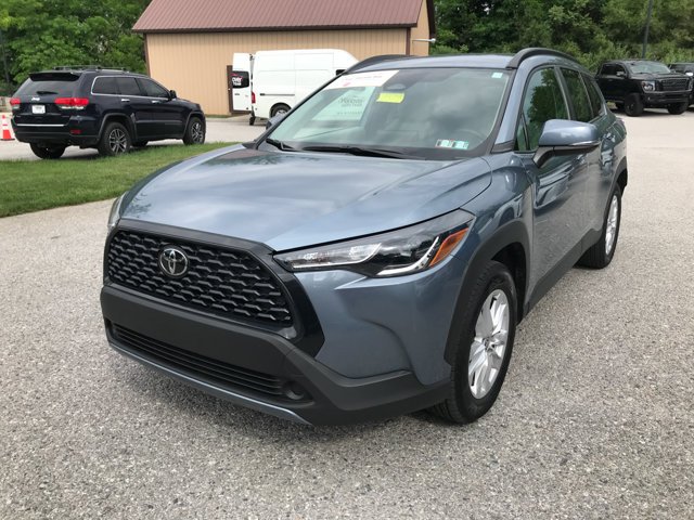 Used 2023 Celestite Toyota LE image 4