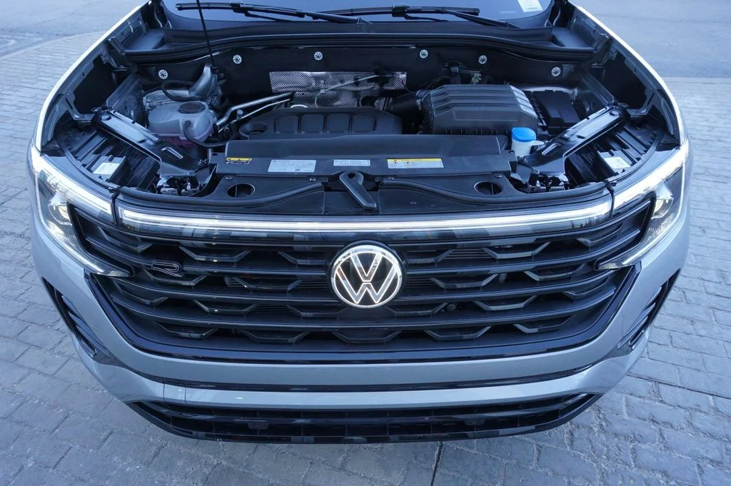 New 2026 Black Volkswagen 2.0T SEL R-Line Black image 33