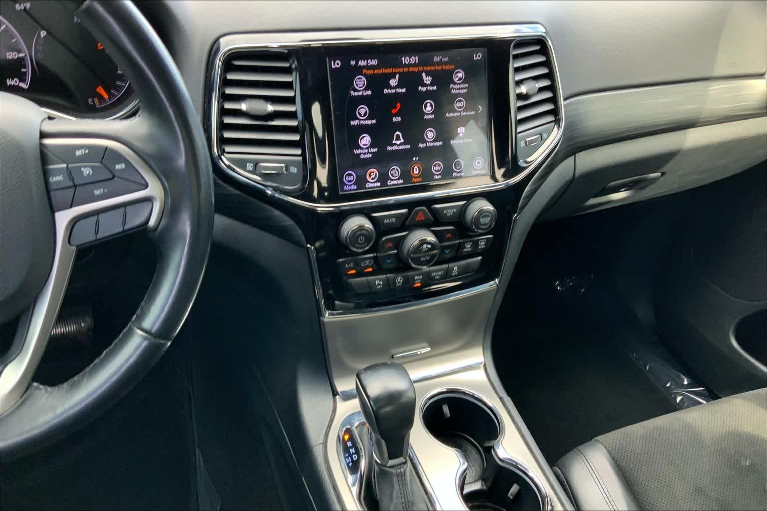 View vehicle photo 7