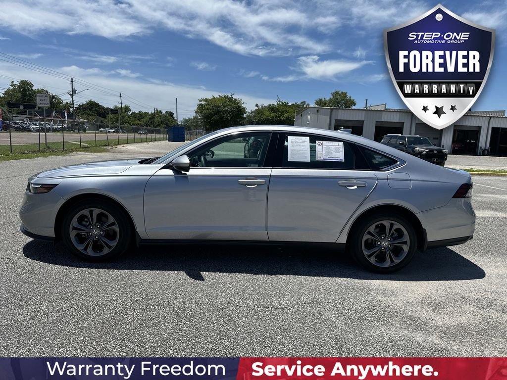 Used 2023  Honda EX image 4