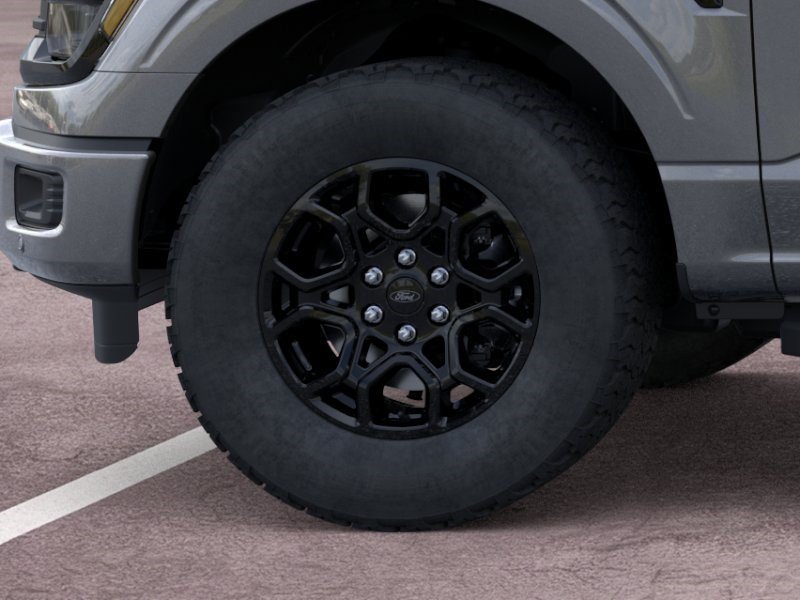 New 2026 Carbonized Gray Metallic Ford XLT image 20