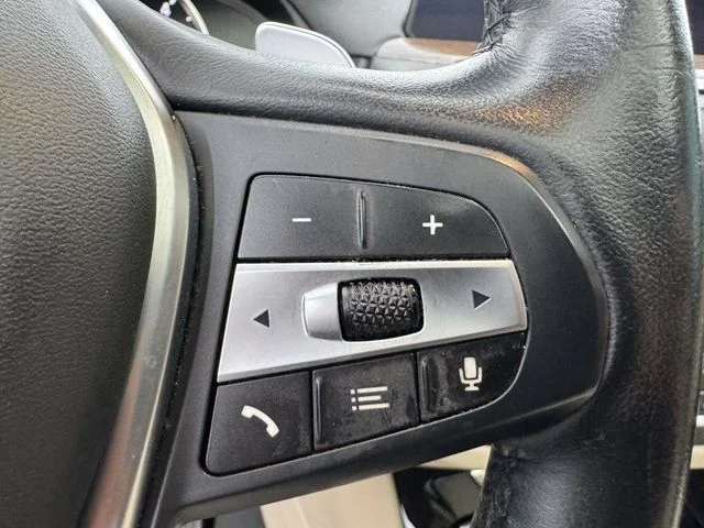 Used 2020 White BMW xDrive30i image 30