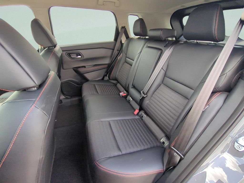 New 2026 Boulder Gray Pearl Nissan Rock Creek® image 10