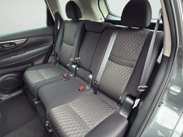 Used 2020 Gray Nissan S image 26