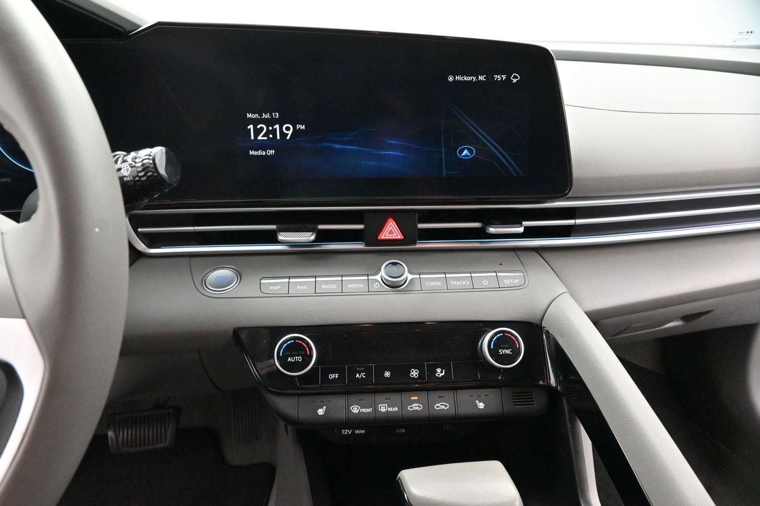 Used 2024 Ecotronic Gray Hyundai SEL image 19