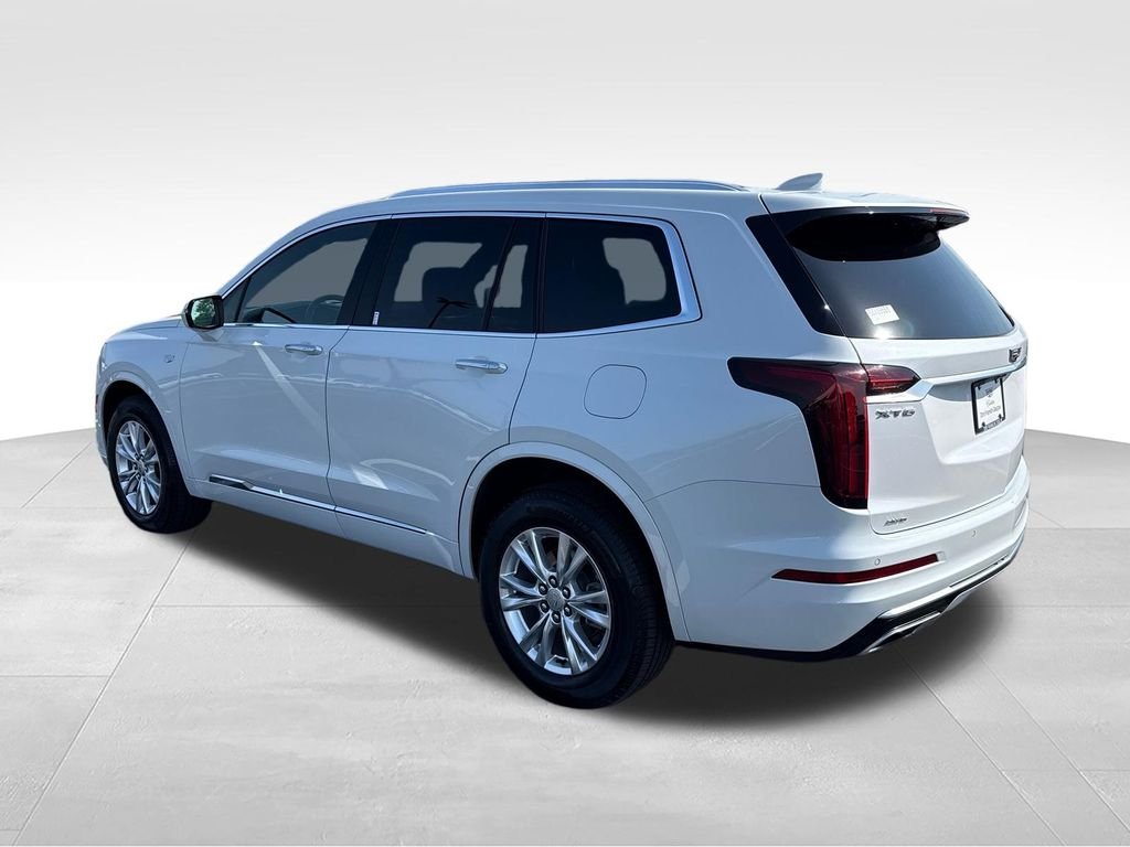 Used 2024 White Cadillac Luxury image 3