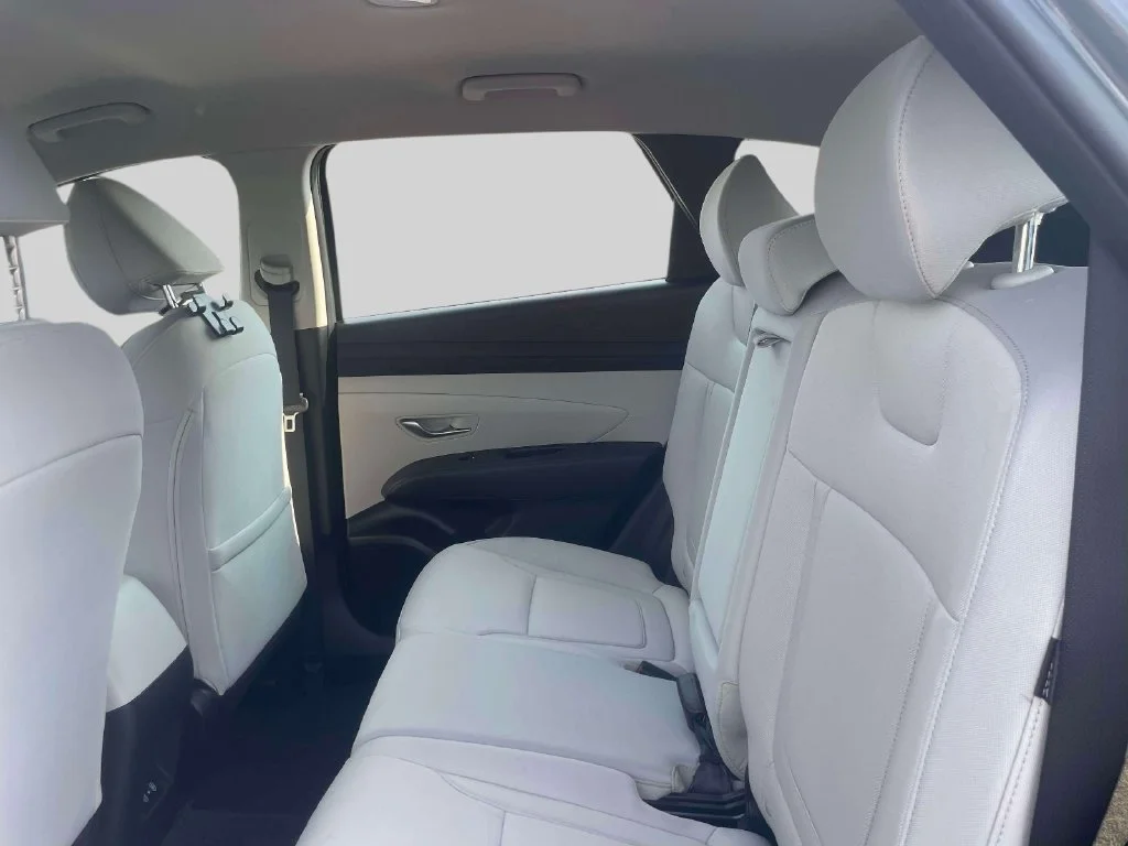 Certified Used 2025 Gray Hyundai SE image 12