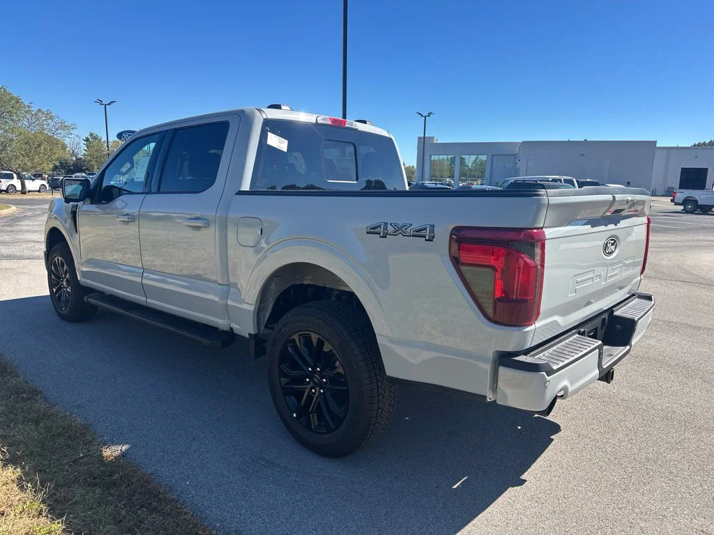 New 2026 Avalanche Ford XLT image 5