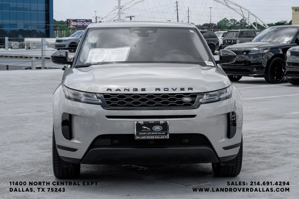 Certified Used 2022 Silver Land Rover SE image 5