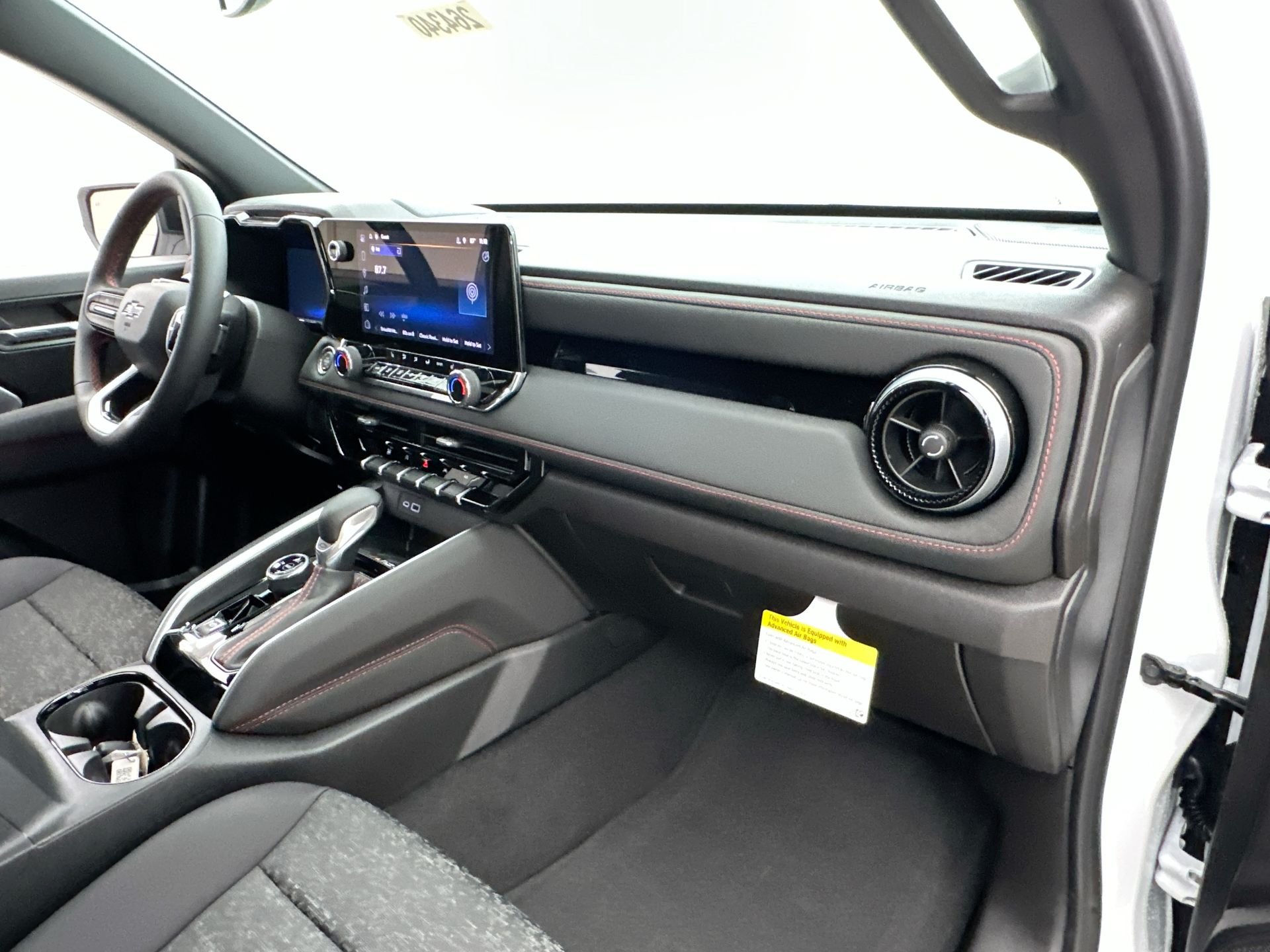 2026 Chevrolet Colorado Z71 - Photo 84