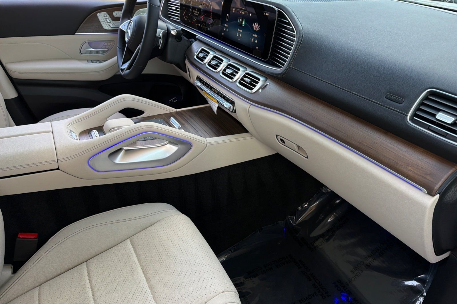 New 2026 Polar White Mercedes-Benz GLS 450 image 17