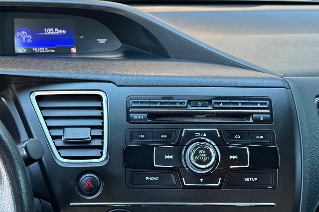 Used 2015  Honda LX image 18