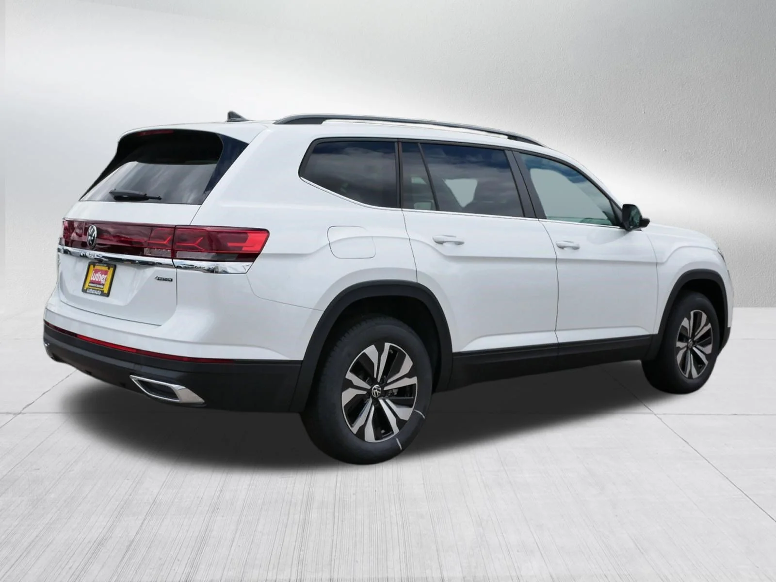 New 2026 Opal White Pearl Volkswagen 2.0T SE image 3