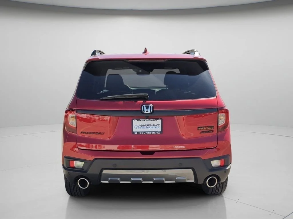 Used 2023 Radiant Red Metallic II Honda TrailSport image 28