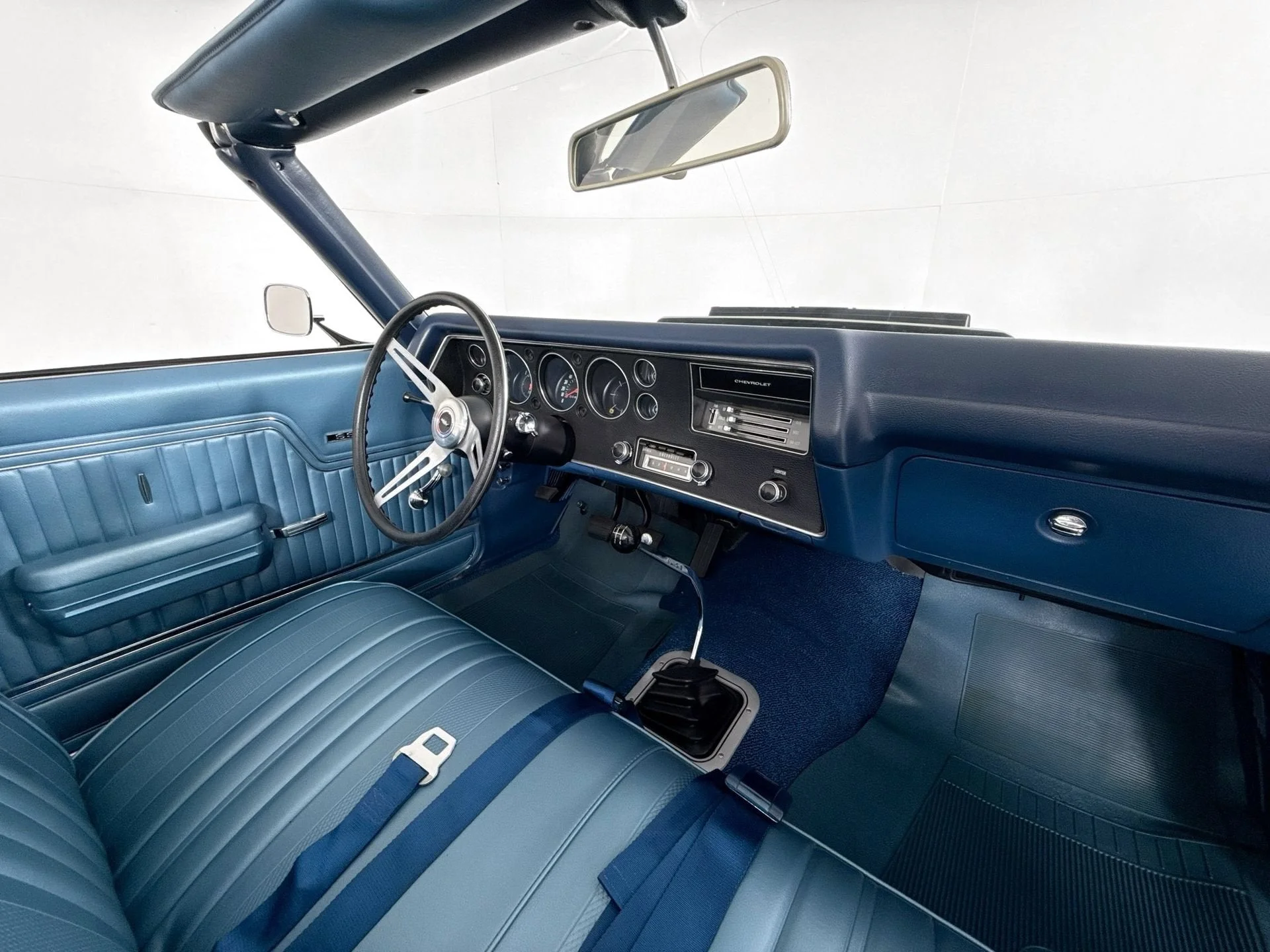 Used 1970 Blue Chevrolet SS image 22