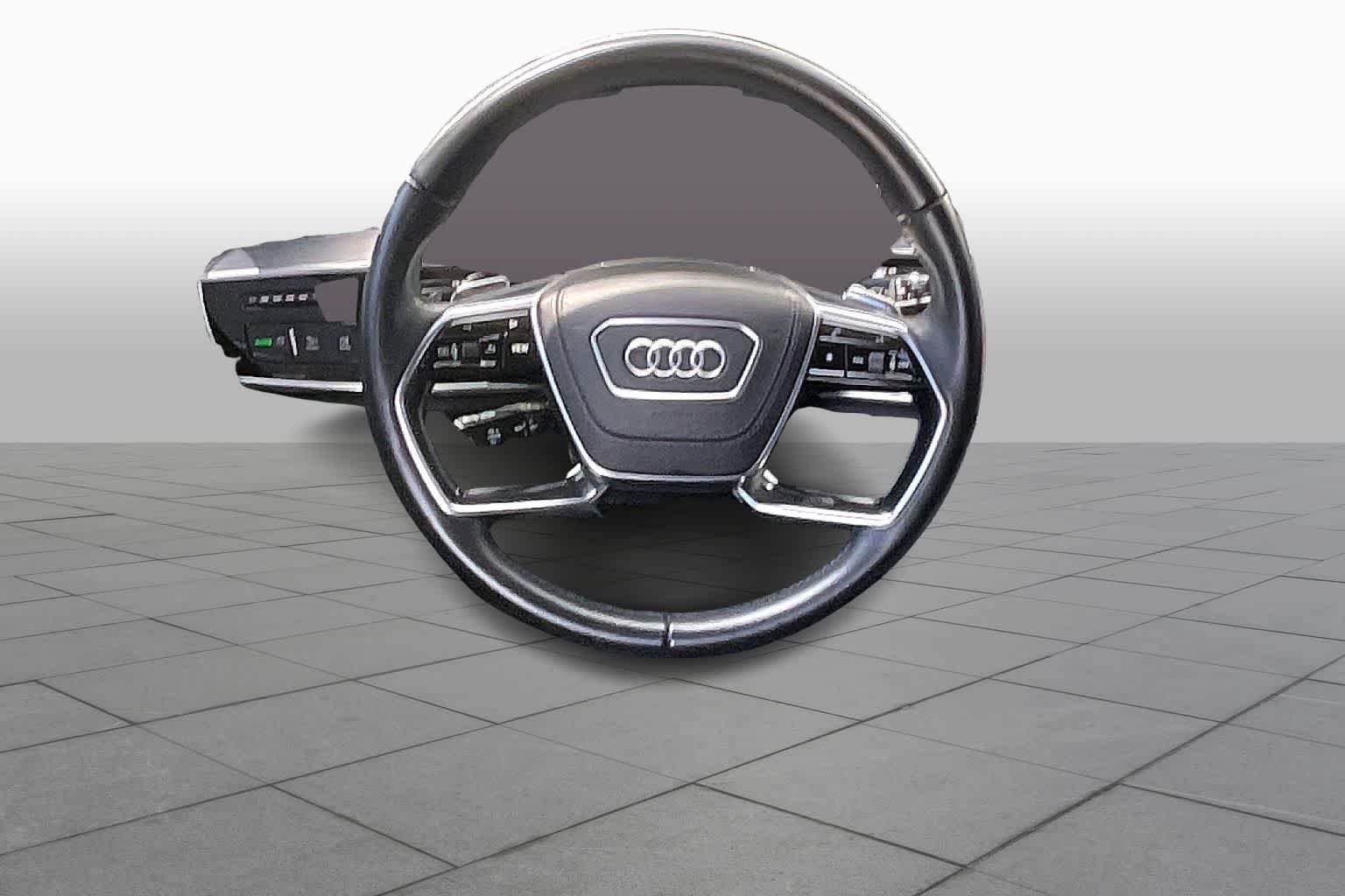 Used 2019 Mythos Black Metallic Audi  image 6