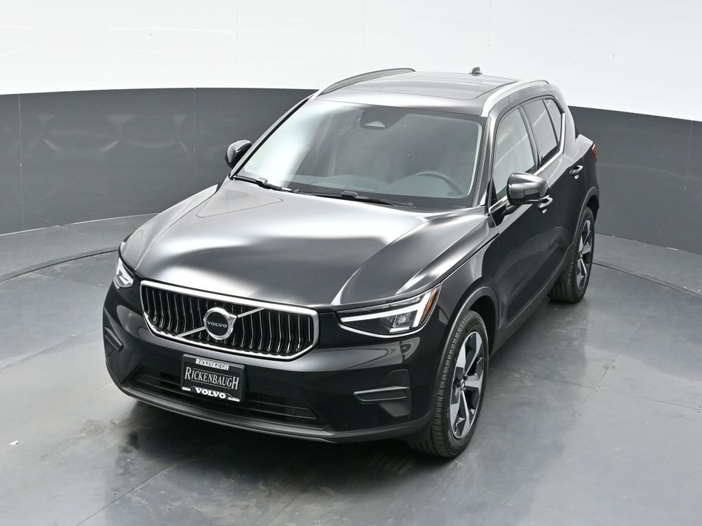2025 Volvo XC40 Core - Photo 22