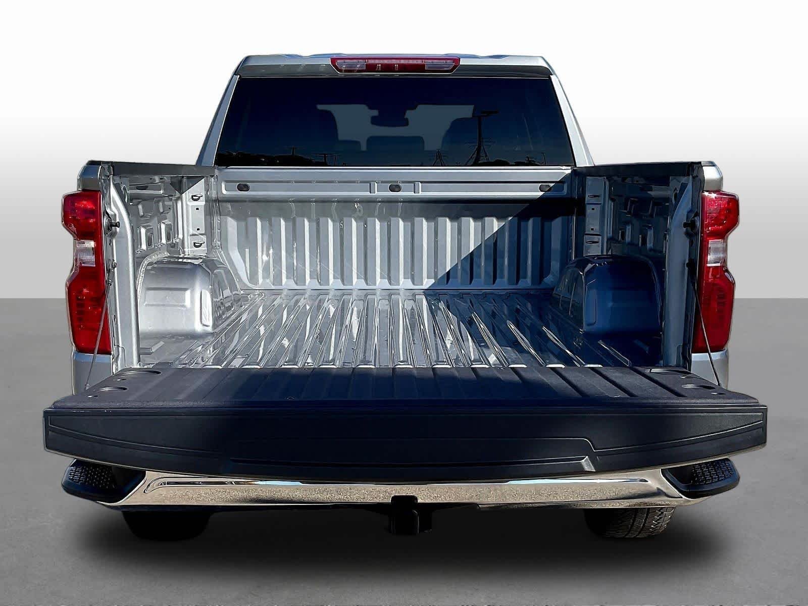 2025 Chevrolet Silverado 1500 LT - Photo 9