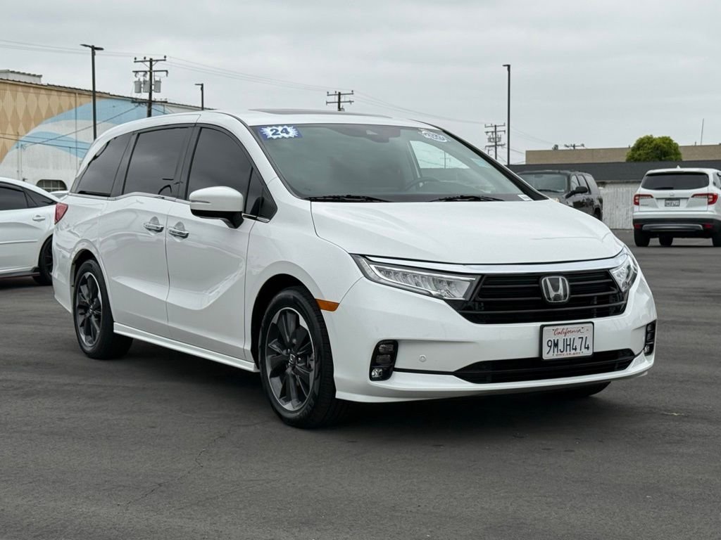 2024 Honda Odyssey Elite's photo