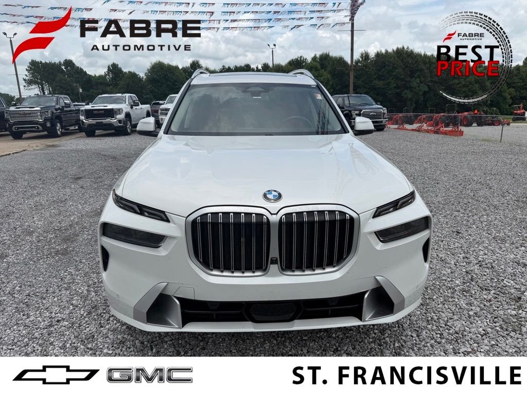 Used 2024 White BMW xDrive40i image 1