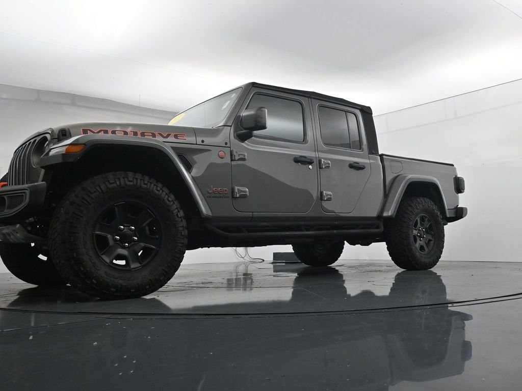 Used 2021 Gray Jeep Mojave image 34
