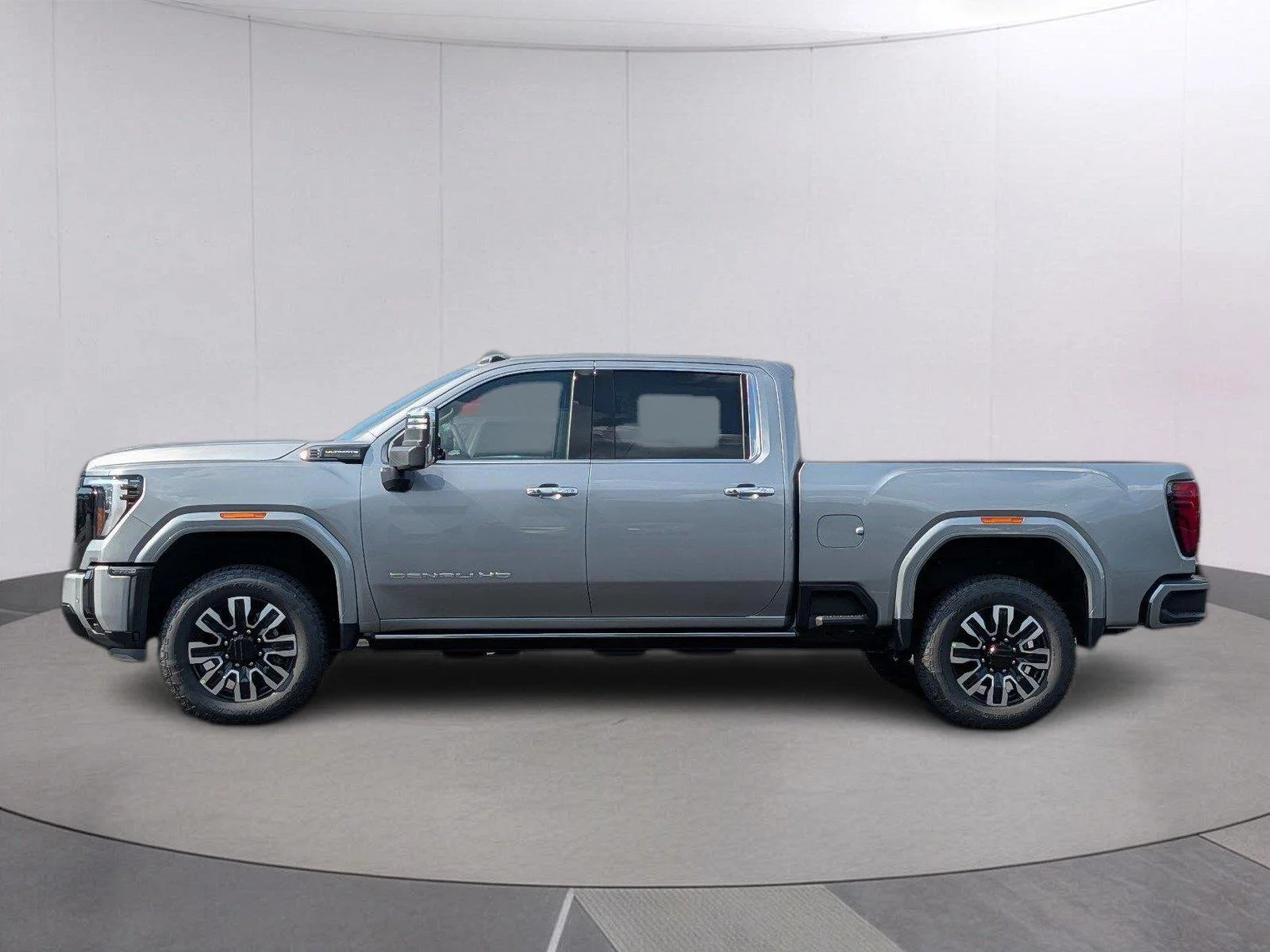New 2026 Sterling Metallic GMC Denali Ultimate image 2