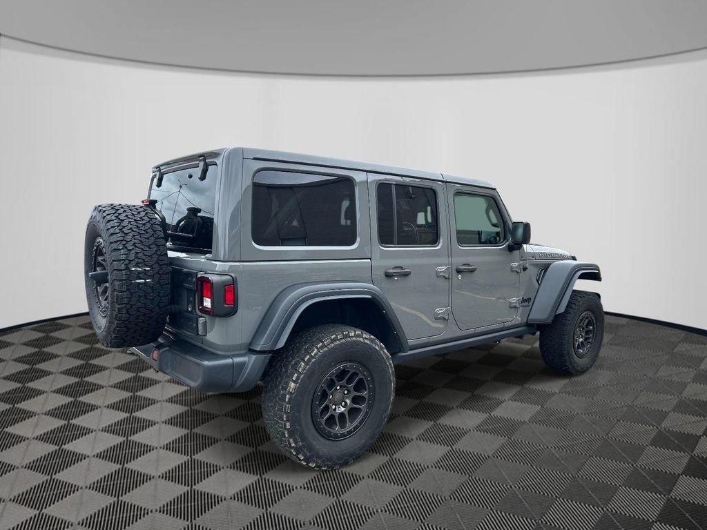 Used 2022 Gray Jeep Unlimited High Tide image 5