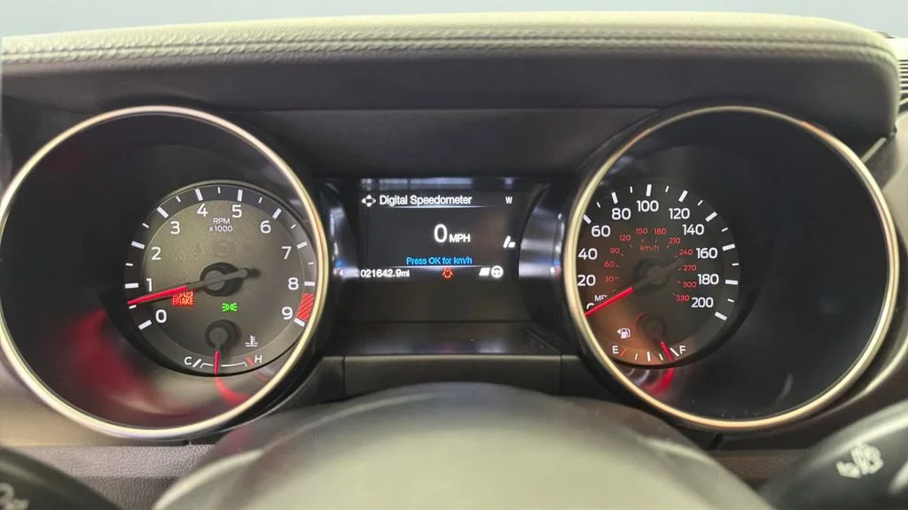 Used 2017 Black Ford Shelby GT350 image 19
