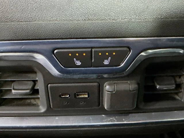 2021 Chevrolet Silverado 1500 LTZ - Photo 23