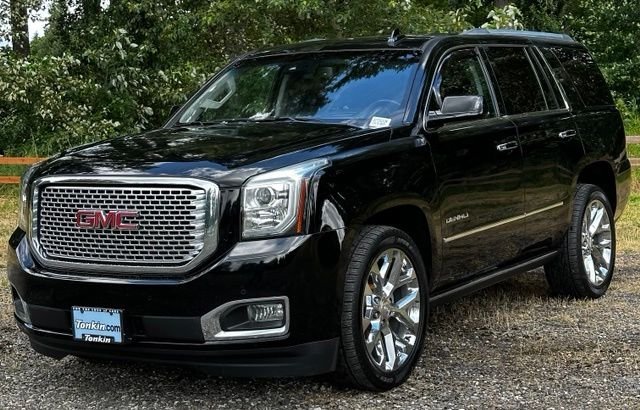 Used 2017 Onyx Black GMC Denali image 4
