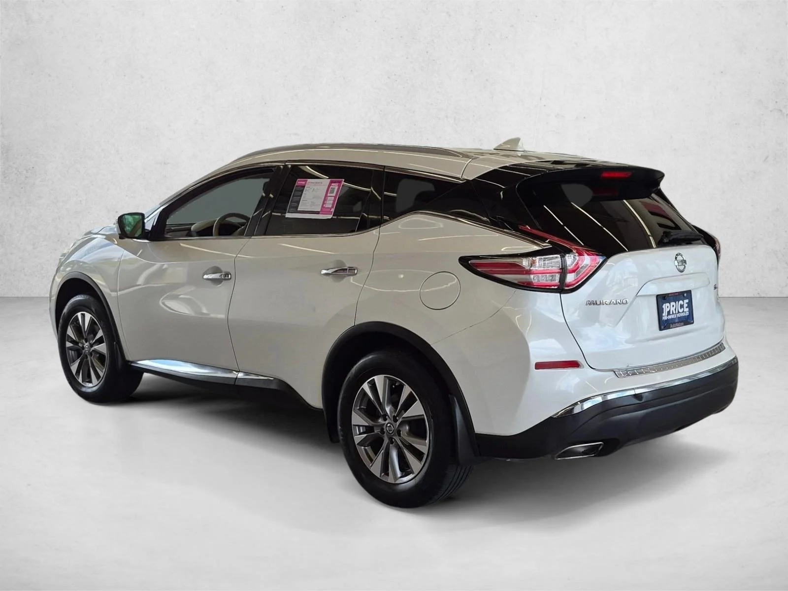 Used 2018 Pearl White Nissan SL image 7