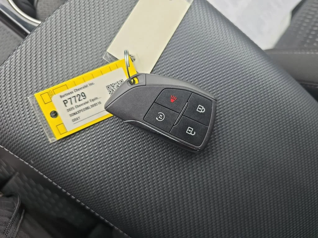 2025 Chevrolet Equinox LT - Photo 15