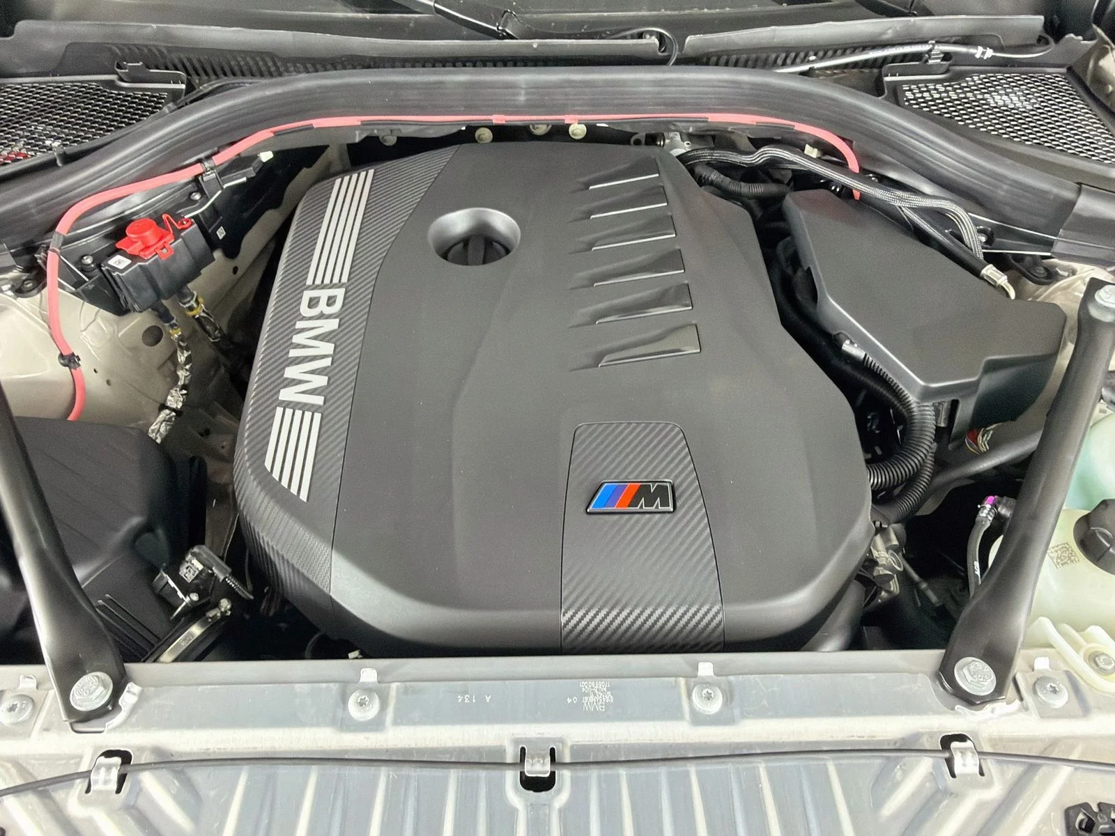 New 2026 Dune Grey Metallic BMW M50 xDrive image 31