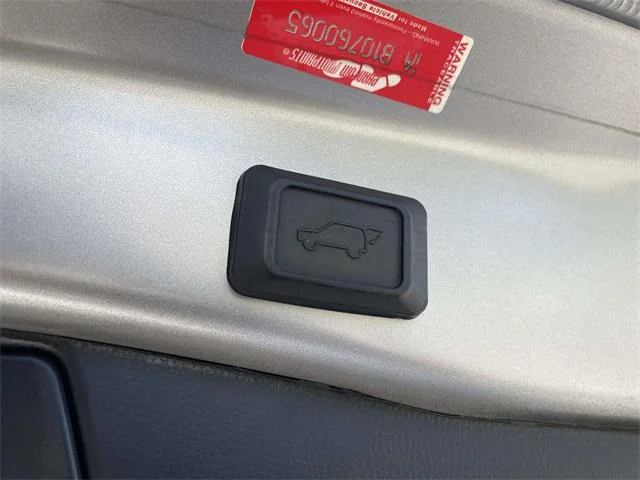 2023 Toyota RAV4 XLE Premium - Photo 11