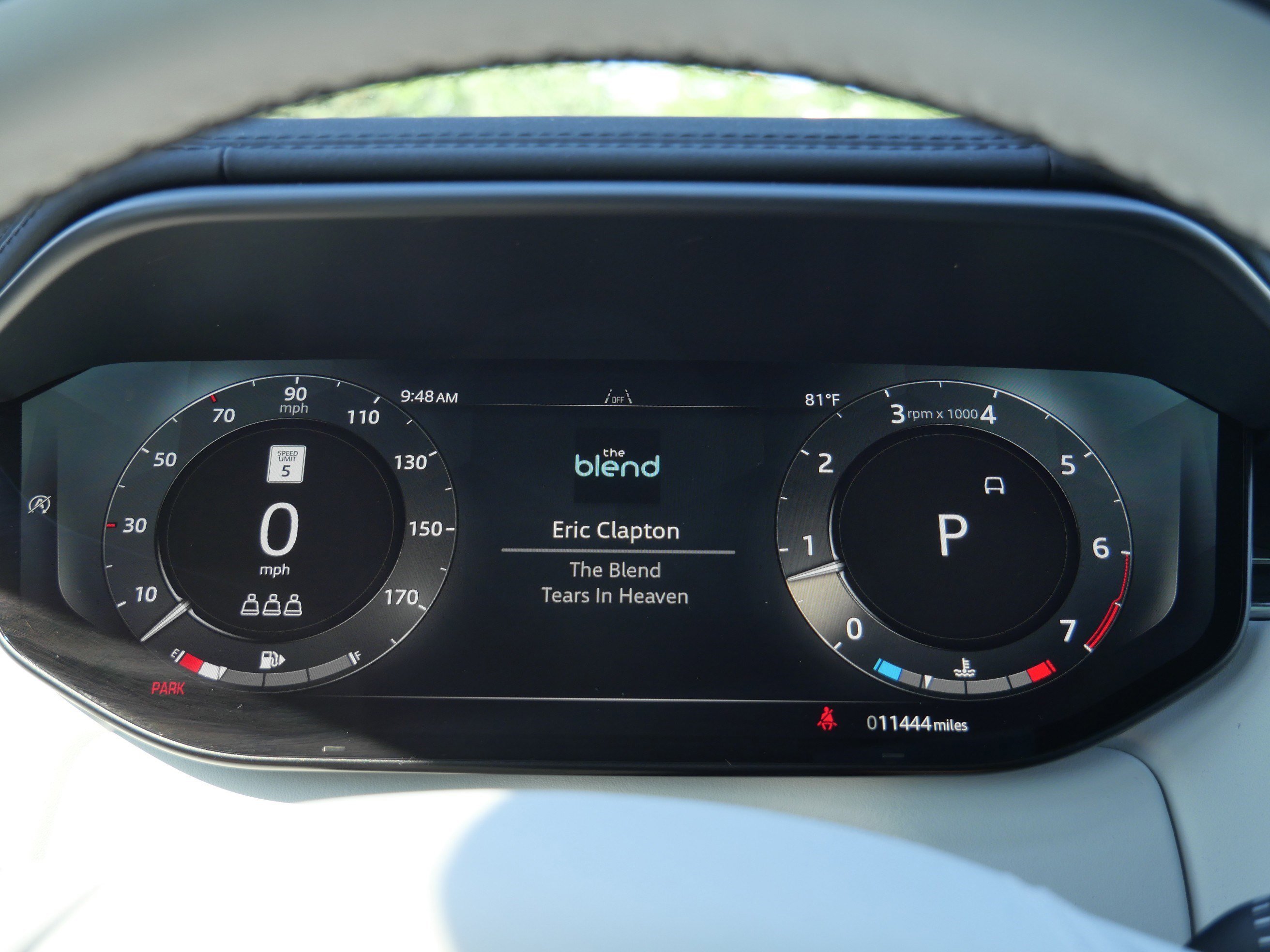 Used 2024 VARESINE BLUE Land Rover Dynamic SE image 24