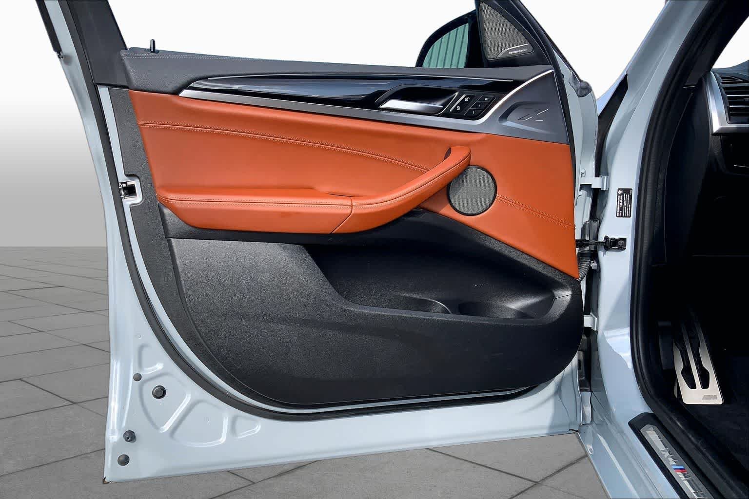 Used 2023 Brooklyn Grey Metallic BMW  image 21
