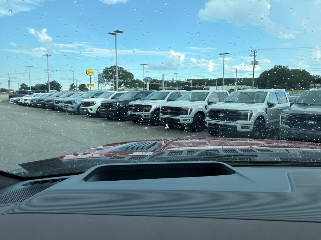 Certified Used 2025 Rapid Red Metallic Tinted Clearcoat Ford King Ranch image 39