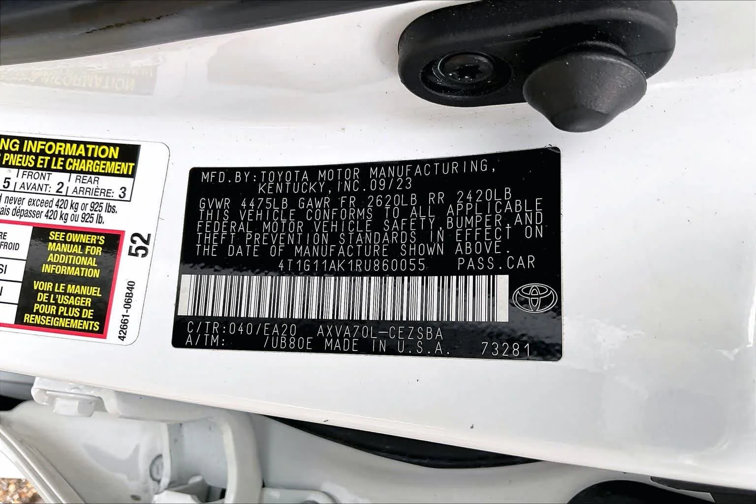 Used 2024 Ice Cap Toyota SE image 34
