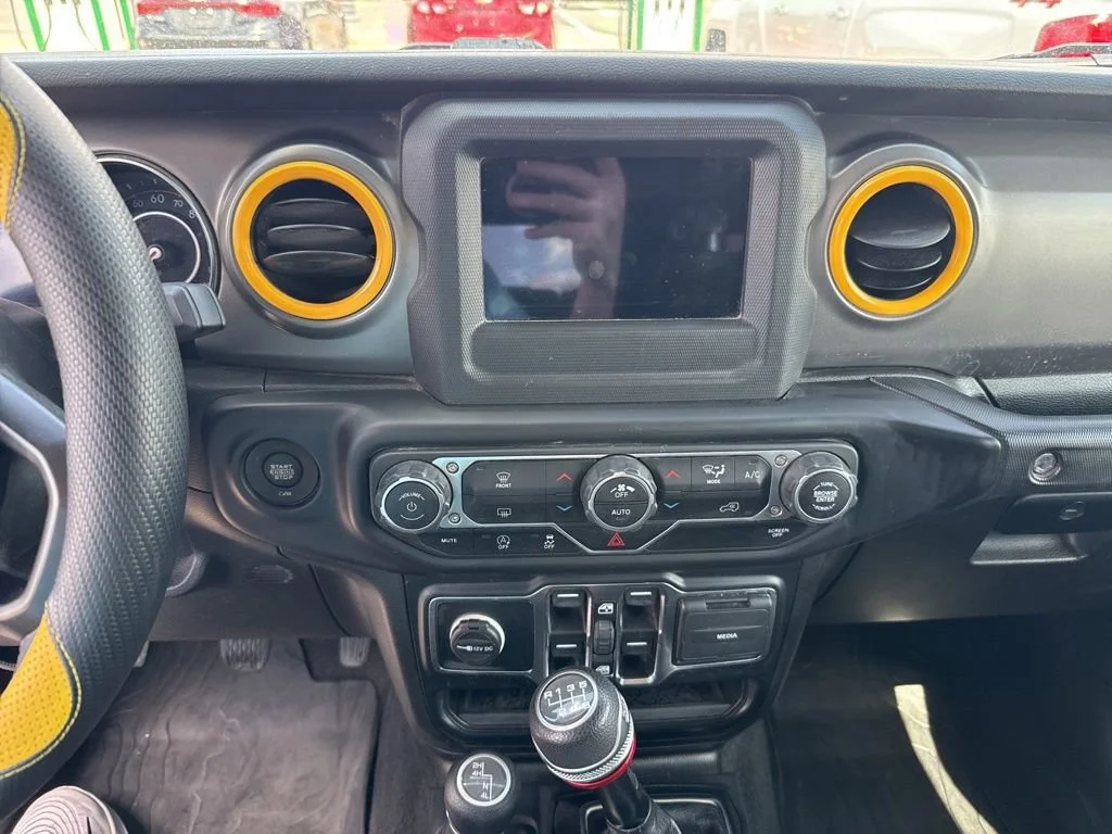 Used 2021 Black Clearcoat Jeep Unlimited Sport S image 21