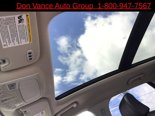 Used 2023 Black Ford SEL image 21